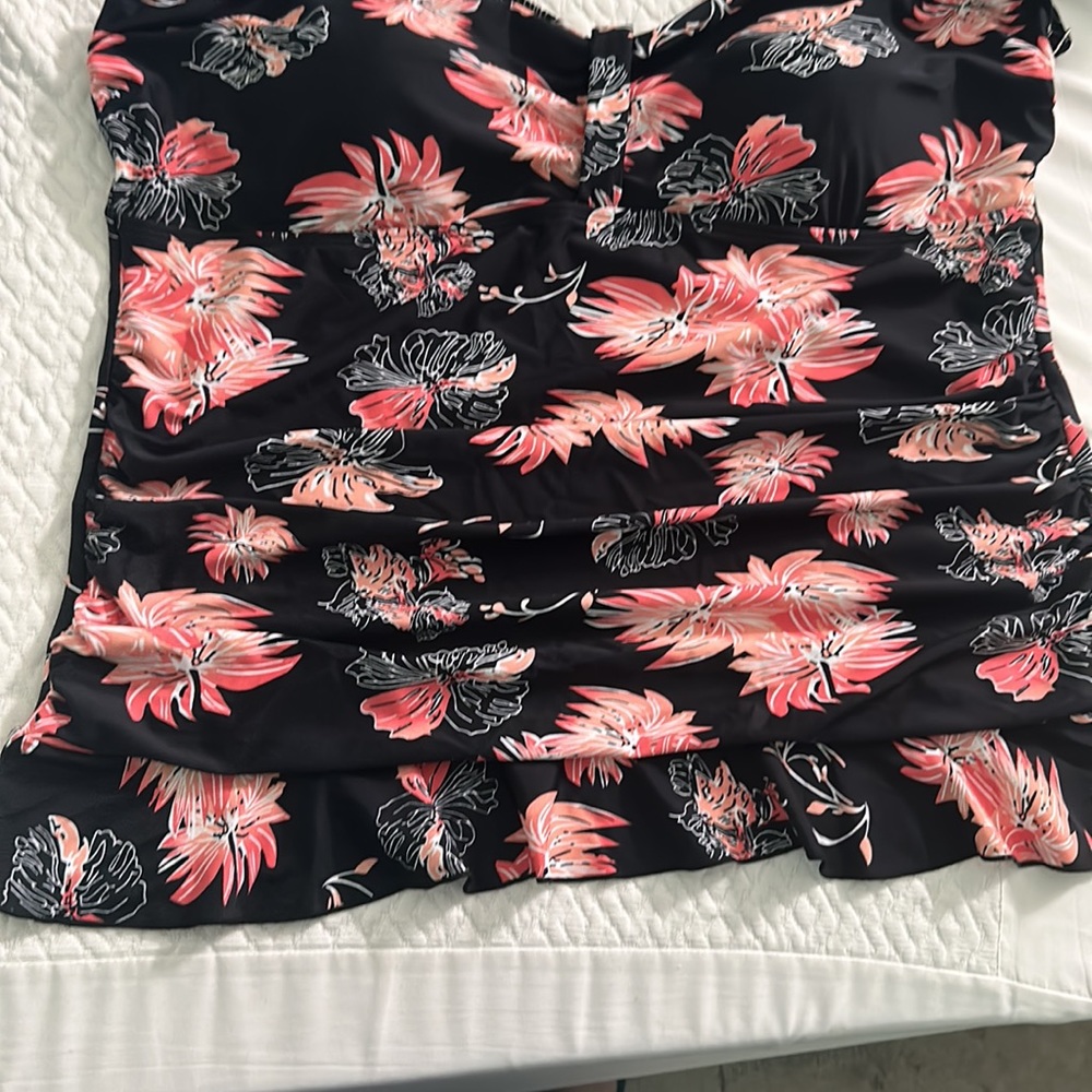 Tankini - Picture 4 of 4